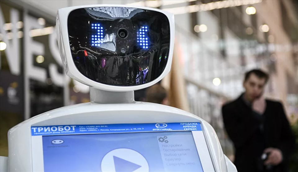 Robot Nga làm việc trong siêu thị ở Armenia. Ảnh: Promobot/Sputnik