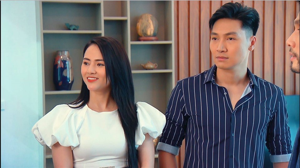Mới đây, cả hai chú ý khi cùng tái hợp trong phần 2 của “Hương vị tình thân“. Nga của Việt Hoa trong phim là nhân vật mới, được giới thiệu là bạn gái của Long (Mạnh Trường).