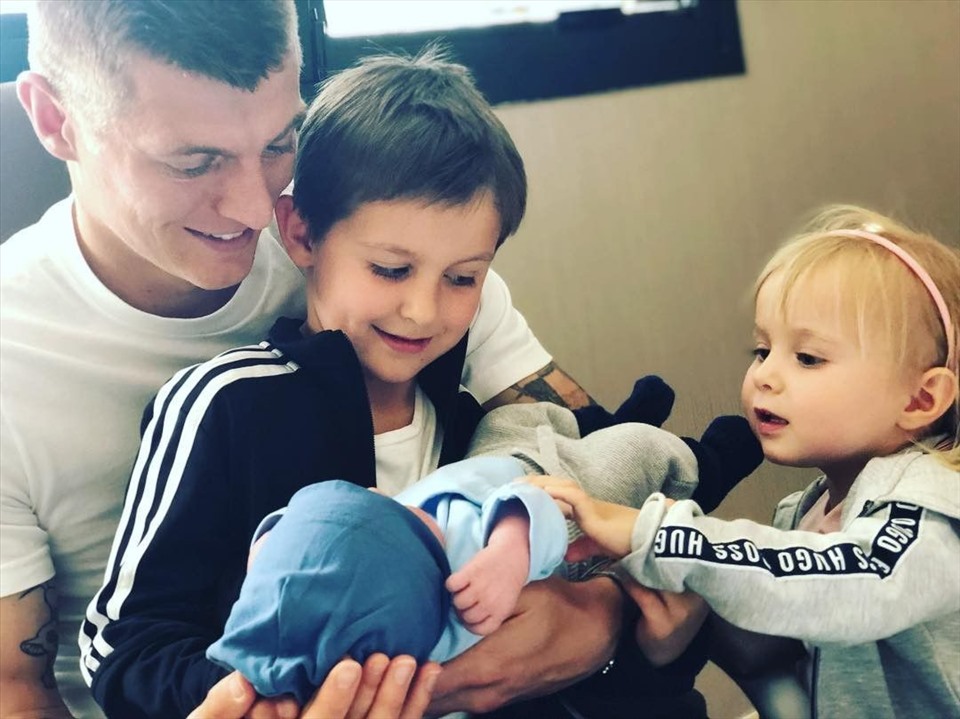 Dành thời gian cho gia đình, tập trung thi đấu cho Real Madrid, Kroos đã có hoạch định cho giai đoạn mới trong cuộc sống. Ảnh: Twitter