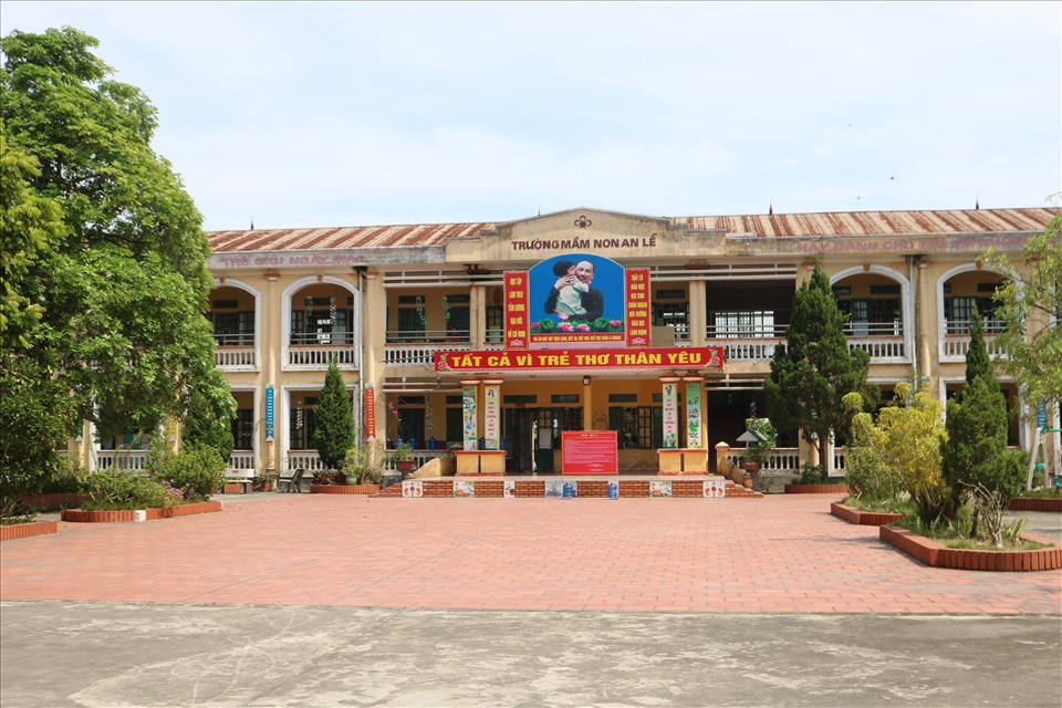 Trường mầm non An Lễ (huyện Quỳnh Phụ, Thái Bình) được trưng dụng làm địa điểm cách ly tập trung cho 70 công nhân Công ty Đạt Gia. Ảnh: T.C