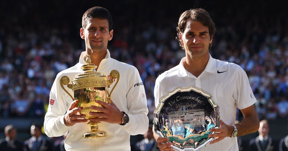 6 năm sau, đến lượt Novak Djokovic chiến thắng và lấy vị trí số 1 của Federer. Ảnh: Wimbledon