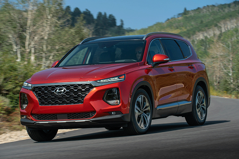 Hyundai Santa Fe phiên bản cũ được giảm giá khá sâu. Ảnh: