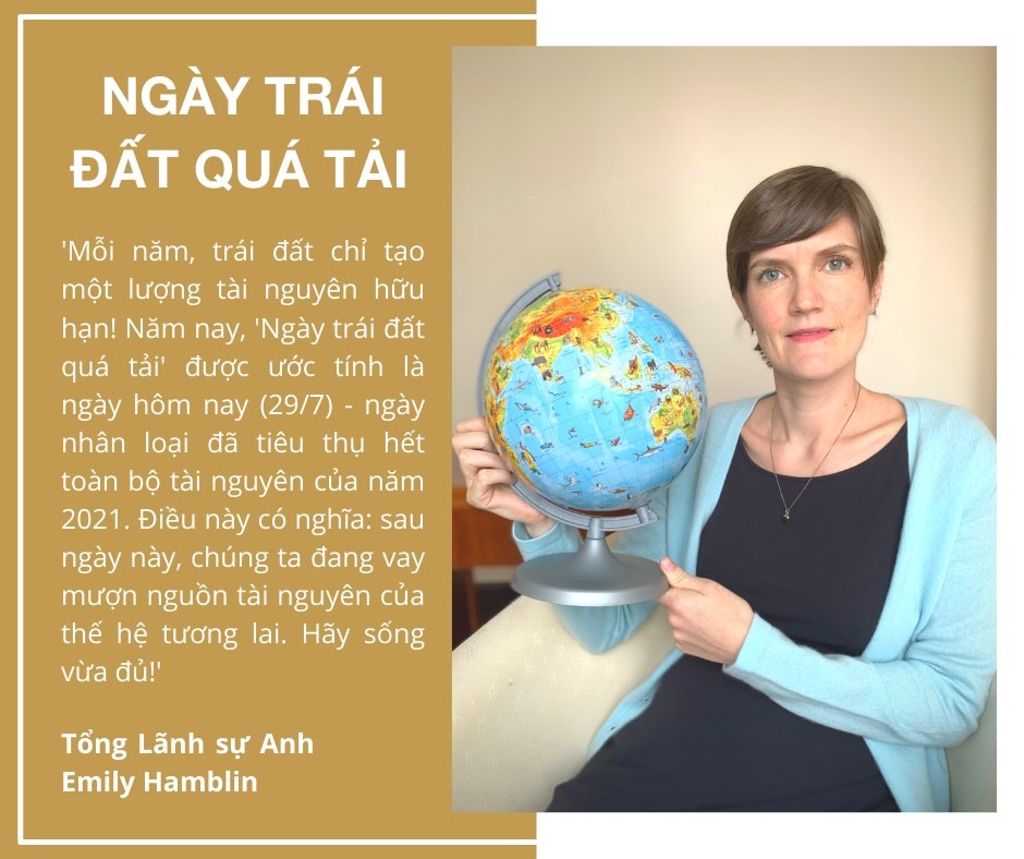 Chiến dịch còn nhận được sự hưởng ứng của bà Emily Hamblin - Tổng lãnh sự Anh tại TPHCM nhằm kêu gọi mọi người bảo vệ môi trường và trái đất. Ảnh: NVCC