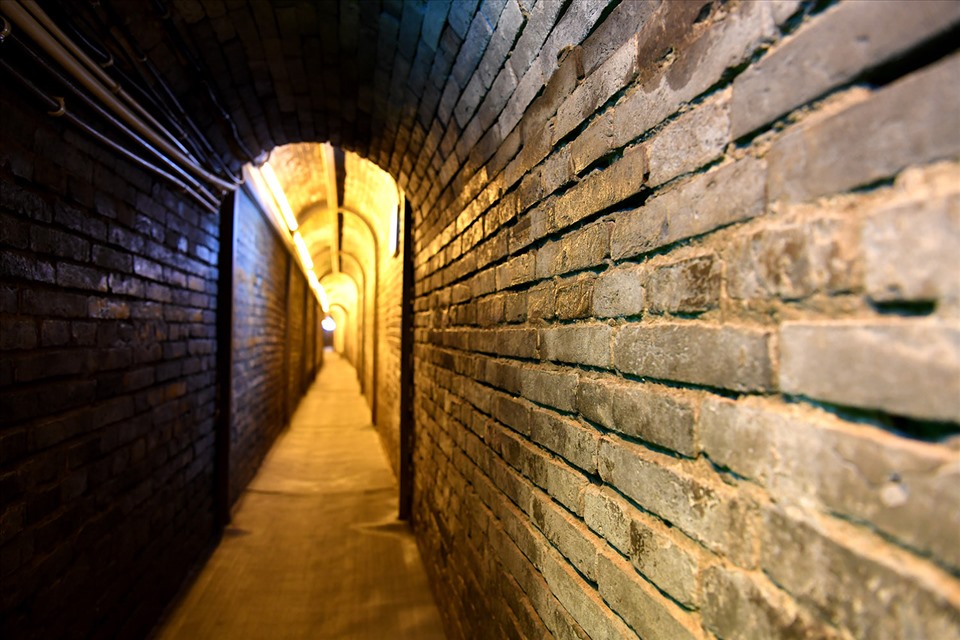 Bên trong hầm ngầm quân sự của Tào Tháo ở. Ảnh: Xinhua