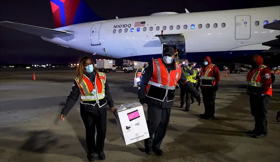 Hãng hàng không Delta Airlines đã thực hiện nhiều chuyến bay phục vụ nhu cầu chống dịch của nước Mỹ. Ảnh: American Airlines