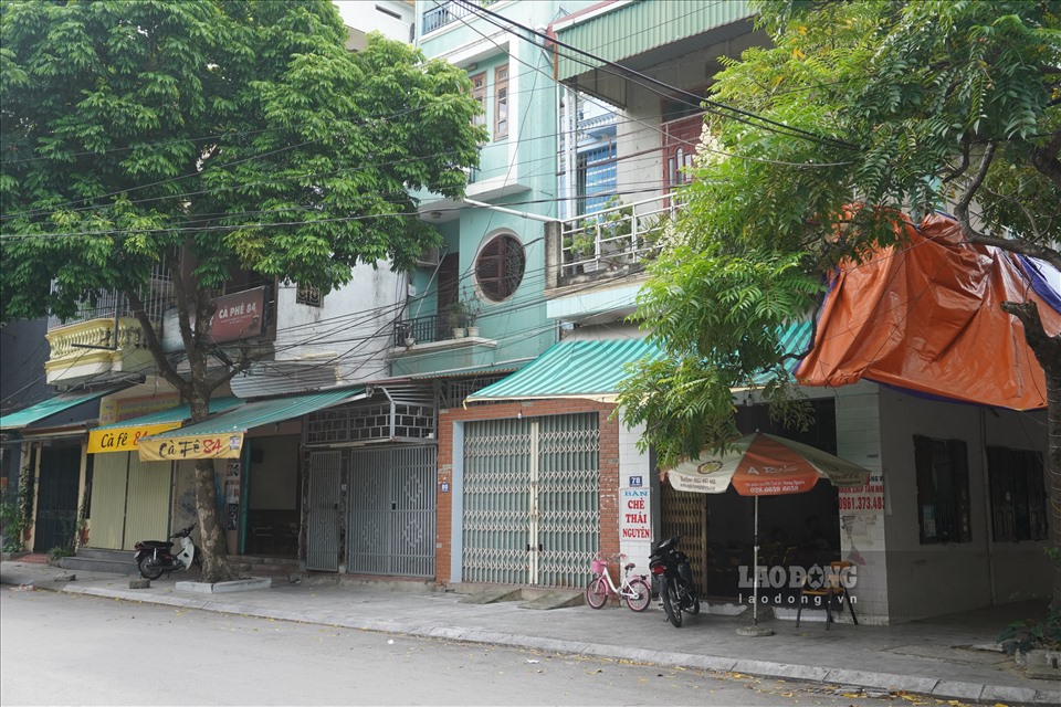 Thậm chí một số quán trên các tuyến đường Tô Hiến Thành, Nguyễn Trường Tộ, khu vực quảng trường Lam Sơn...TP. Thanh Hóa đã đóng cửa, ngừng phục vụ.