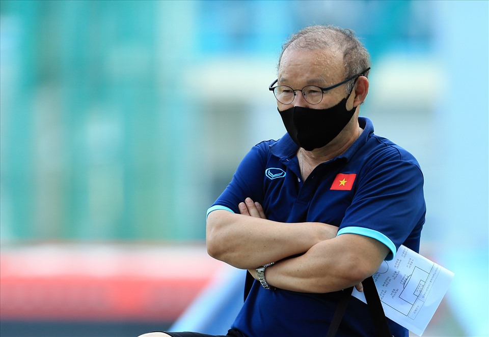 Huấn luyện viên Park Hang-seo trở lại huấn luyện đội tuyển Việt Nam chiều 12.8. Ảnh: VFF