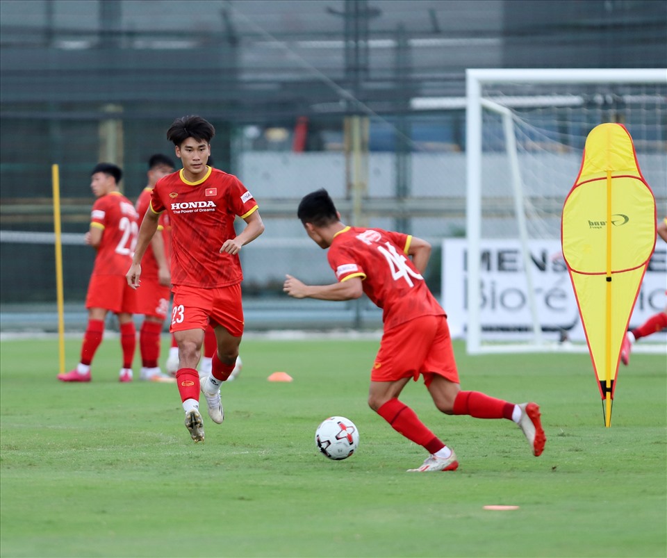 Tại vòng loại U23 Châu Á 2022, Việt Nam chỉ phải đối đầu với 2 đội bóng là Myanmar và Đài Bắc Trung Hoa. Thầy trò huấn luyện viên sáng cửa giành vé vào vòng chung kết nếu thi đấu đúng sức mình. Ảnh: VFF