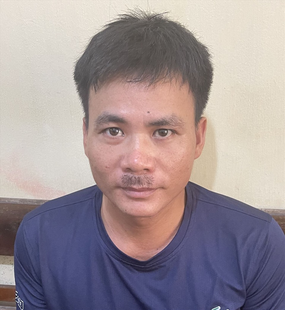 Đối tượng Nguyễn Văn Thạo bị bắt giữ tại cơ quan điều tra về hành vi cướp tài sản. Ảnh: CATH