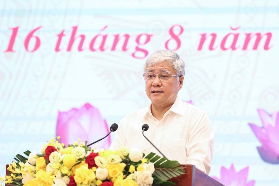 Chủ tịch UBTƯ MTTQ Việt Nam Đỗ Văn Chiến phát biểu tại Hội nghị.