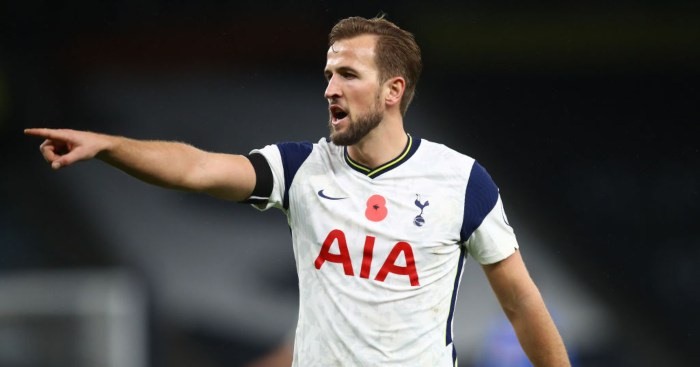 Harry Kane buộc phải “xuống nước” trước những động thái cứng rắn của Tottenham. Ảnh: AFP