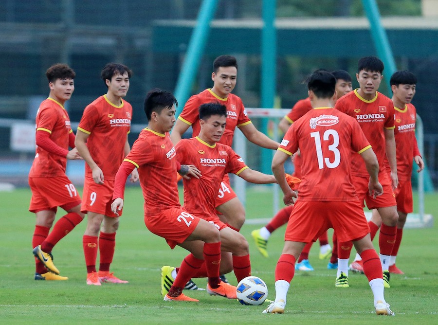 Trận đấu tập nội bộ giữa đội tuyển Việt Nam và U22 Việt Nam sẽ diễn ra vào chiều mai (19.8). Ảnh: VFF