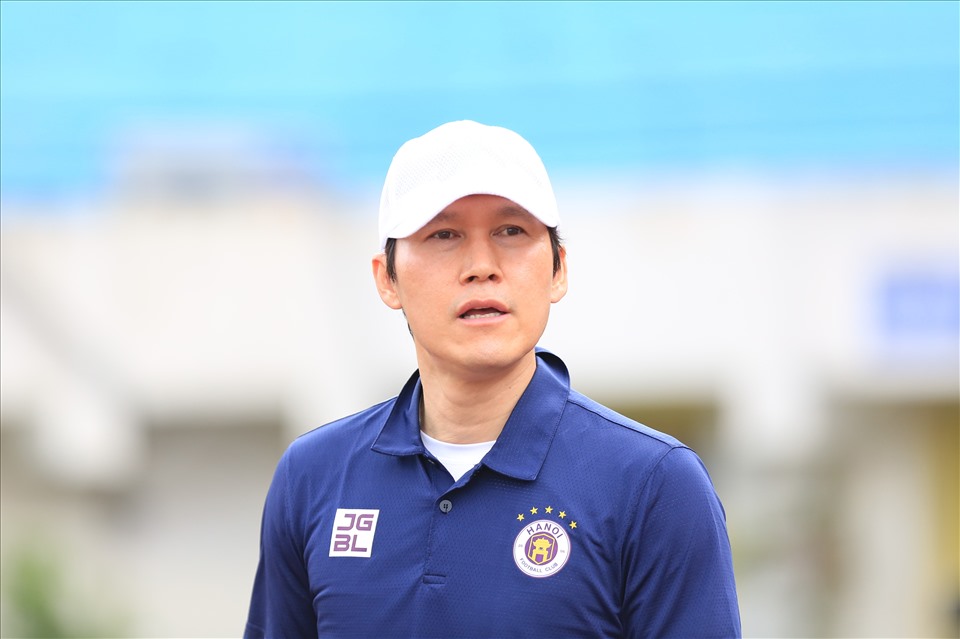 Huấn luyện viên Park Choong-kyun liệu có thể “làm mới” Hà Nội? Ảnh: Hà Nội FC