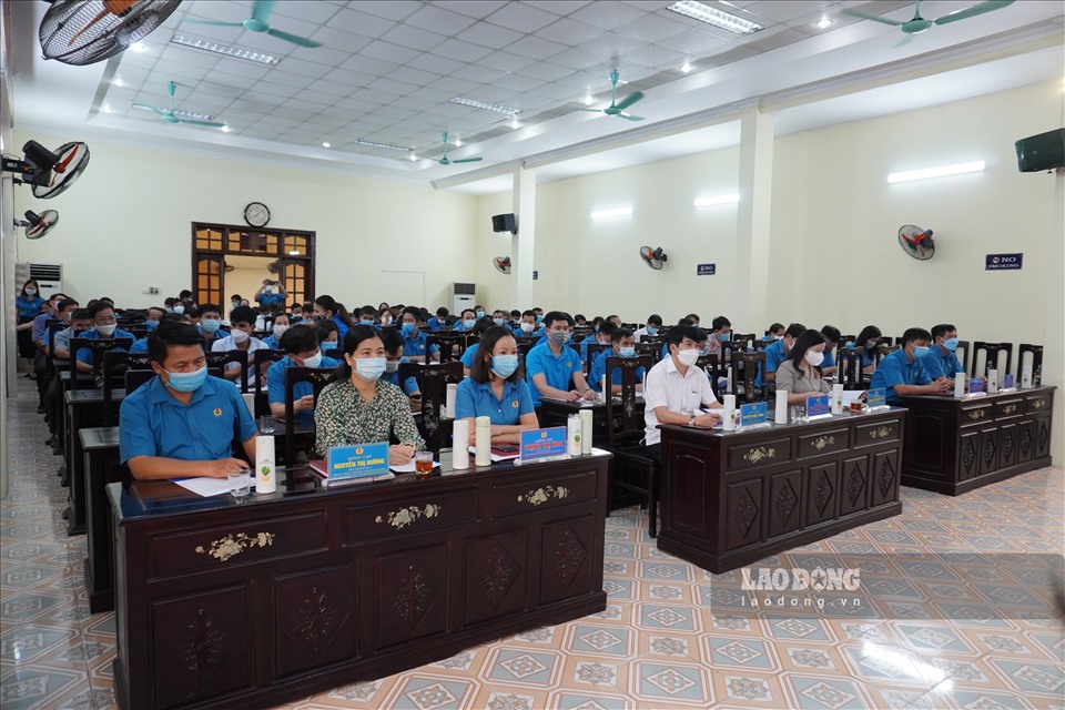 Lễ phát động thi đua với sự tham gia của đại diện công đoàn các cơ trên địa bàn tỉnh Thanh Hóa.