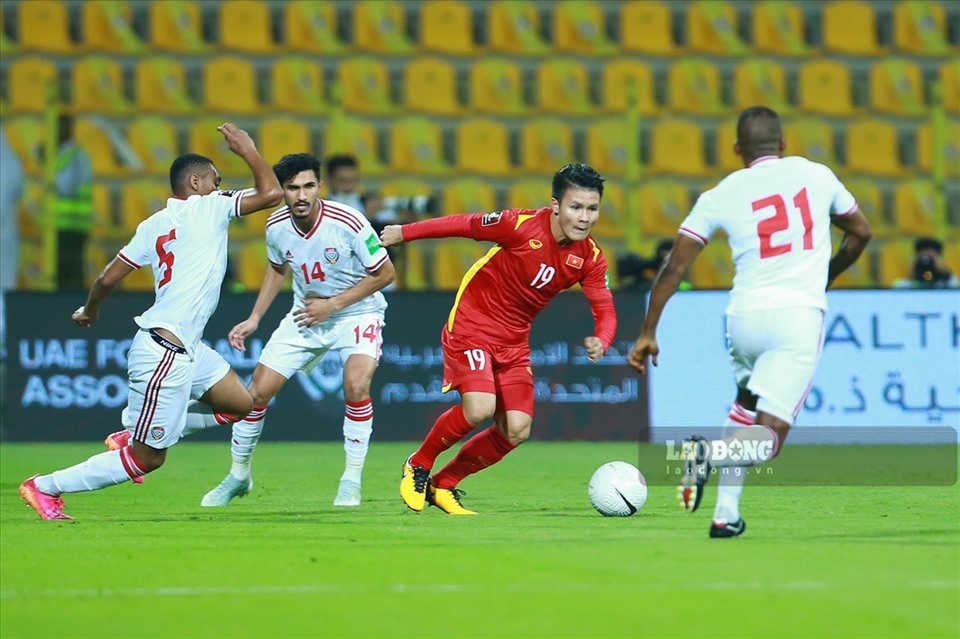 Trận thua 2-3 trước tuyển UAE cho thấy tuyển Việt Nam vẫn còn khoảng cách lớn với các đội bóng hàng đầu Châu Á. Ảnh: Trung Thu.
