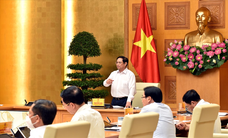 Thủ tướng Phạm Minh Chính phát biểu kết luận cuộc họp. Ảnh Nhật Bắc