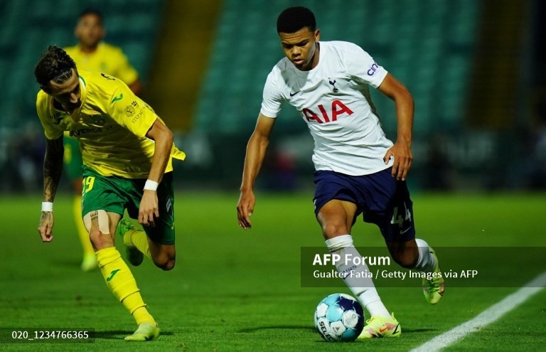 Tottenham thử nghiệm tân binh và cầu thủ trẻ. Ảnh: AFP