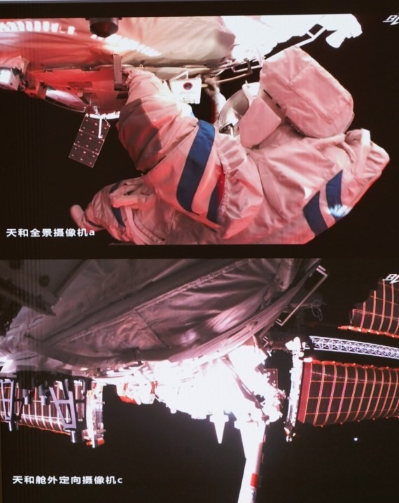 Các phi hành gia Trung Quốc đi bộ ngoài không gian bên ngoài module lõi trạm vũ trụ Thiên Cung. Ảnh: Tân Hoa Xã