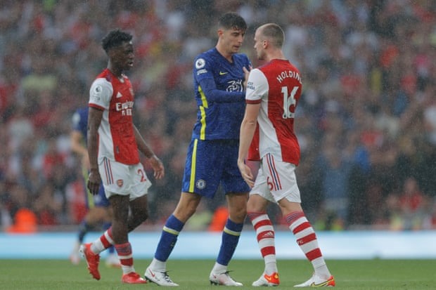 Dấu ấn của Arsenal chỉ là những pha tiếc nuối và gây gổ trên sân. Ảnh: AFP.