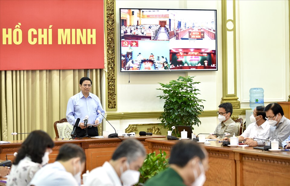 Thủ tướng Phạm Minh Chính: Việc tăng cường giãn cách và các biện pháp phòng chống dịch từ ngày 23.8 đã có nhiều tín hiệu tích cực. Ảnh: VGP/Nhật Bắc