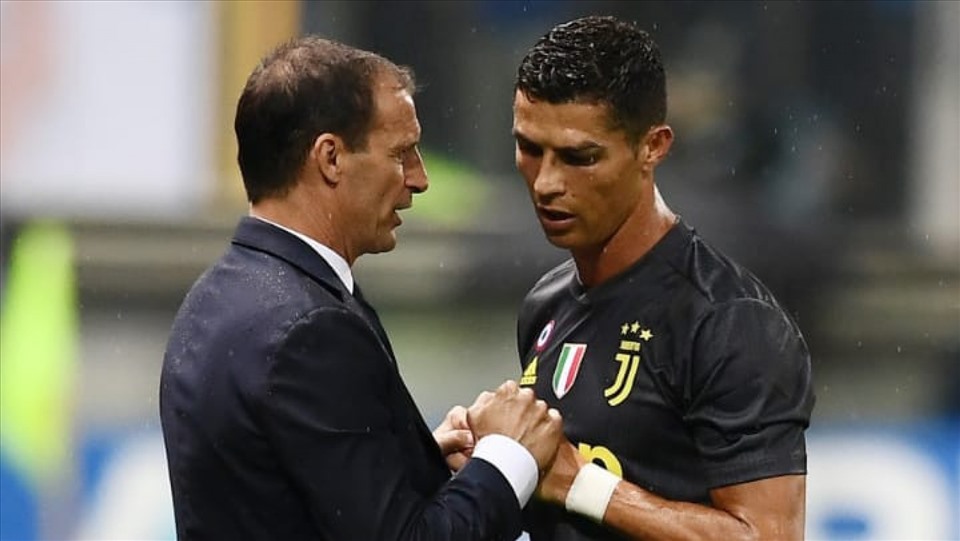 Huấn luyện viên Max Allegri và Juventus chấp nhận việc không thể giữ chân Ronaldo. Ảnh: Football-Italia