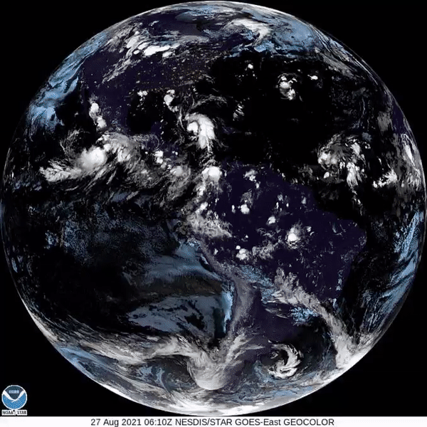 Vệ tinh GOESEast đang theo dõi chặt chẽ bão số 9 Ida hình thành gần Cuba cũng như bão nhiệt đới Nora trên Thái Bình Dương, ngoài khơi bờ biển phía tây Mexico. Nguồn: NOAA