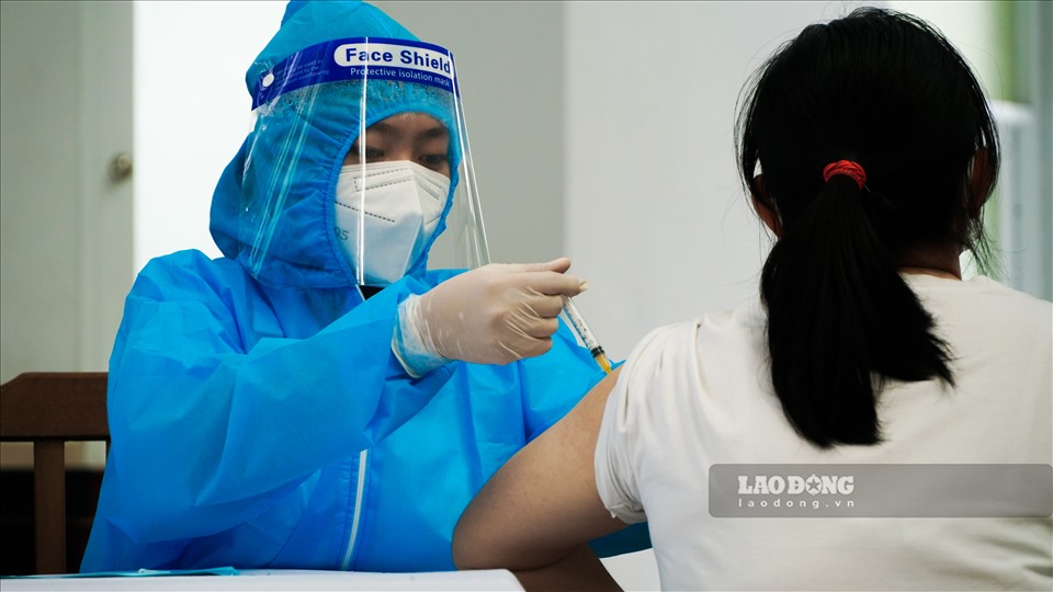 Đến nay, tỉ lệ người dân được tiêm vaccine ở Cần Thơ vẫn rất thấp. Ảnh: Tạ Quang.