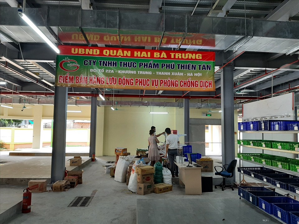 UBND quận Hai Bà Trưng đã khẩn trương triển khai tổ chức điểm bán hàng lưu động