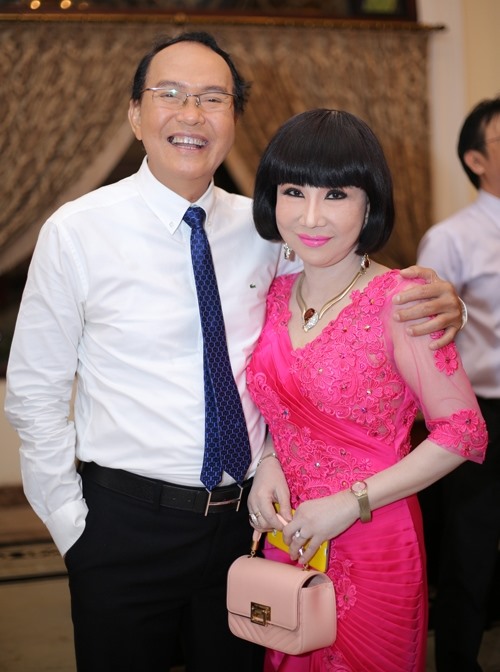 Hai vợ chồng nghệ sĩ Thanh Điền. Ảnh: NSCC.