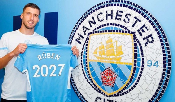 Ruben Dias đang là một trong những trung vệ hay nhất tại Ngoại hạng Anh. Ảnh: Manchester City