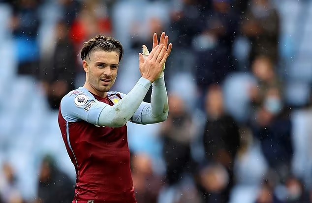 Jack Grealish sẽ có bước tiến dài trong sự nghiệp khi đến Man City. Ảnh: AFP.