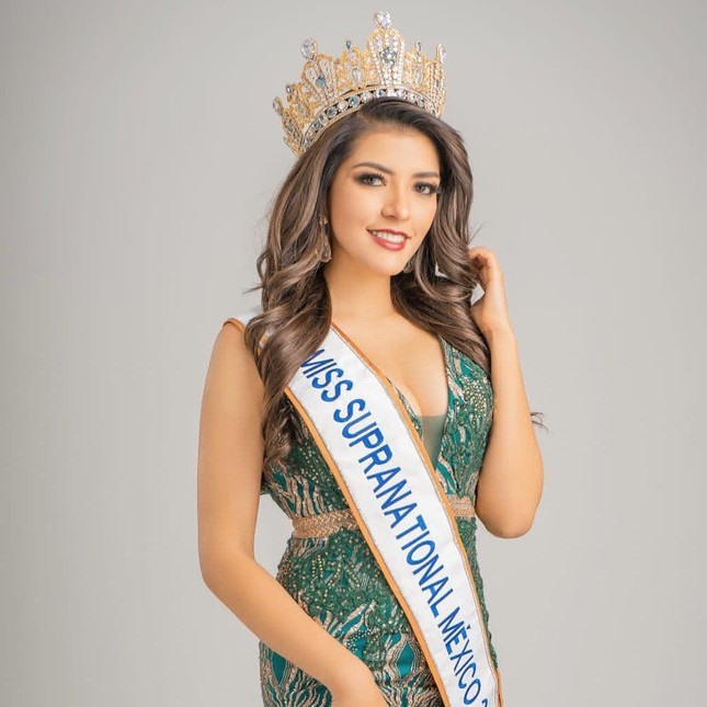 Mới đây, người đẹp Palmira Ruiz mới được bổ nhiệm trở thành tân Hoa hậu Siêu quốc gia Mexico 2021.