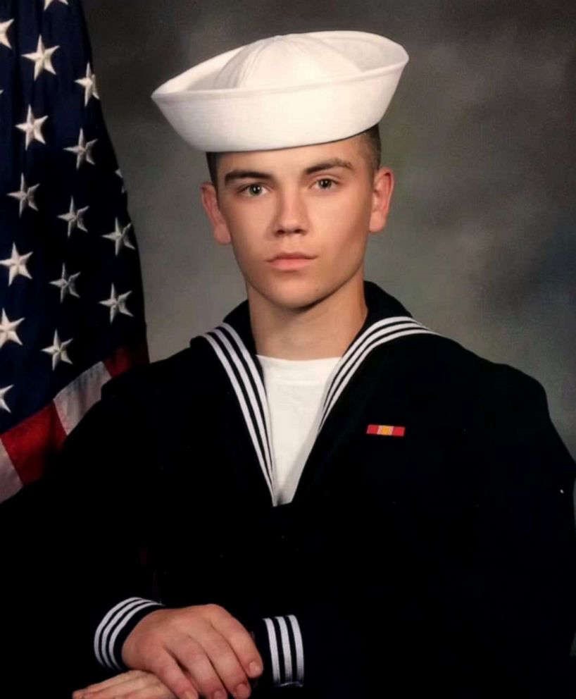 Chân dung thủy thủ học việc Ryan Sawyer Mays bị cáo buộc gây ra vụ cháy tàu USS Bonhomme Richard của Hải quân Mỹ. Ảnh: U.S Navy