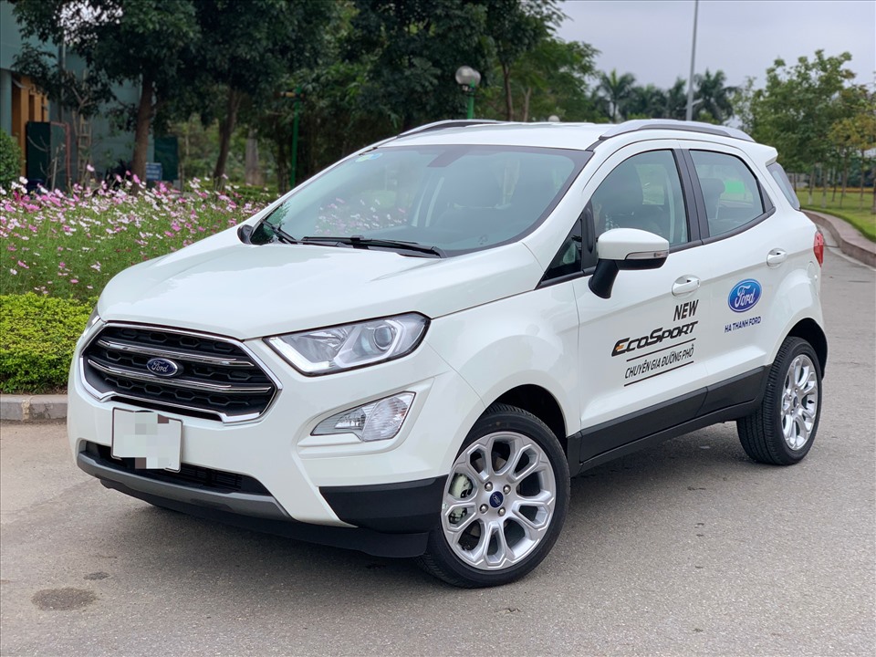 Ford EcoSport giảm giá 50 triệu đồng các phiên bản. Ảnh: Lâm Anh.