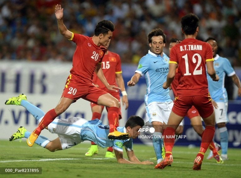 Trận Việt Nam - Man City tại sân Mỹ Đình năm 2015. Ảnh: AFP