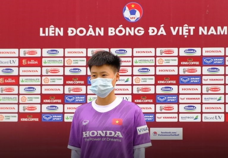 Nữ cầu thủ Lê Thị Thuỳ Trang đặt mục tiêu góp mặt trong đội hình thi đấu chính thức của đội tuyển nữ Việt Nam. Ảnh: VFF