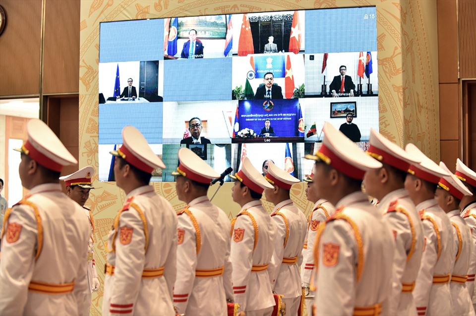 Lễ kỷ niệm được tổ chức trực tuyến tới các cơ quan đại diện nước ngoài tại Việt Nam, các cơ quan đại diện Việt Nam tại các nước và tổ chức quốc tế - Ảnh: VGP/Nhật Bắc