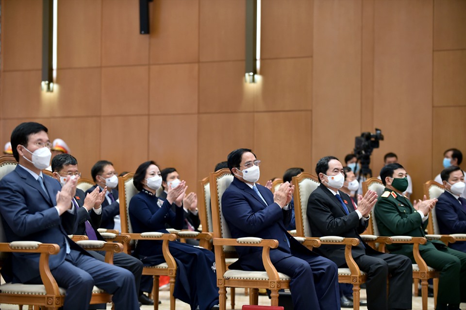 Thủ tướng Chính phủ Phạm Minh Chính và các đại biểu tham dự lễ kỷ niệm - Ảnh: VGP/Nhật Bắc