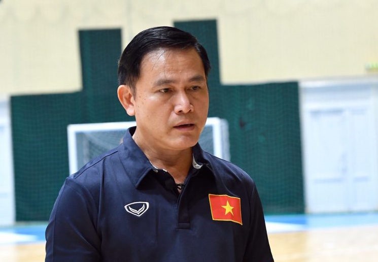 Trưởng đoàn đội tuyển Futsal Việt Nam Trần Anh Tú. Ảnh: VFF
