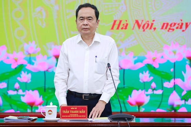 Ông Trần Thanh Mẫn phát biểu tại cuộc làm việc.