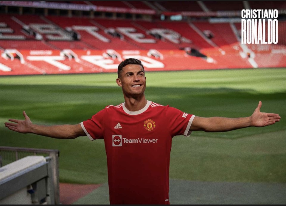 Ronaldo đã có màn chào sân trước đó 1 ngày. Ảnh: Manchester United.
