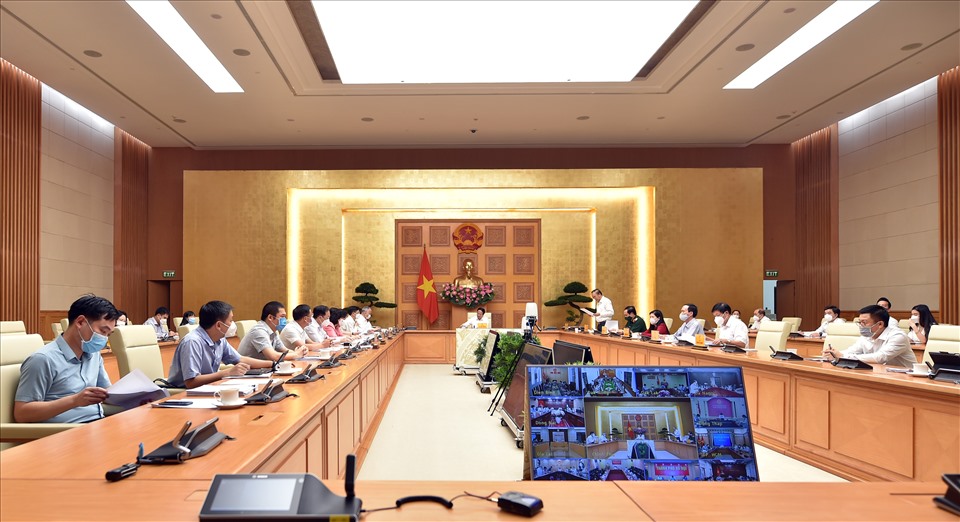 Phó Thủ tướng Lê Văn Thành chủ trì cuộc họp. Ảnh Đức Tuân