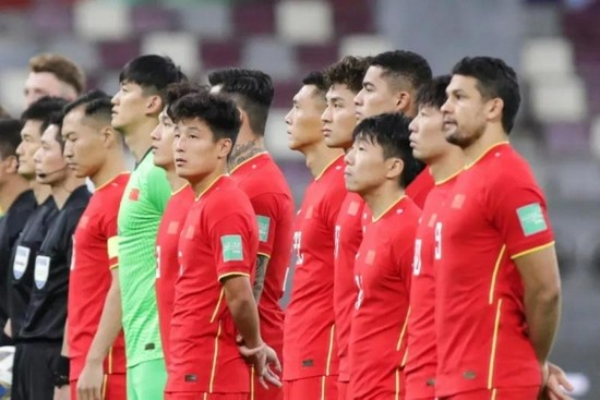 Tuyển Trung Quốc sẽ gặp tuyển Việt Nam vào ngày 7.10 trên sân ở Sharjah, UAE. Ảnh: Sina.