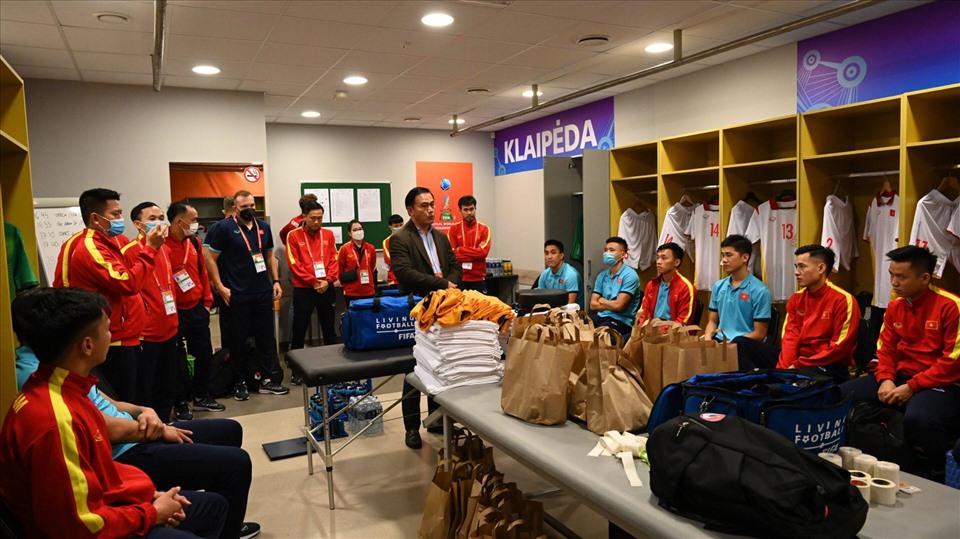 Hình ảnh phòng thay đồ của đội tuyển futsal Việt Nam trước trận gặp Panama. Ảnh: VFF