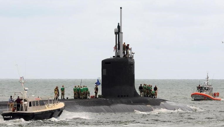 Tàu ngầm tấn công USS Indiana của Mỹ rời cảng Canaveral ở Florida vào ngày 1.10.2018. Ảnh: Hải quân Mỹ