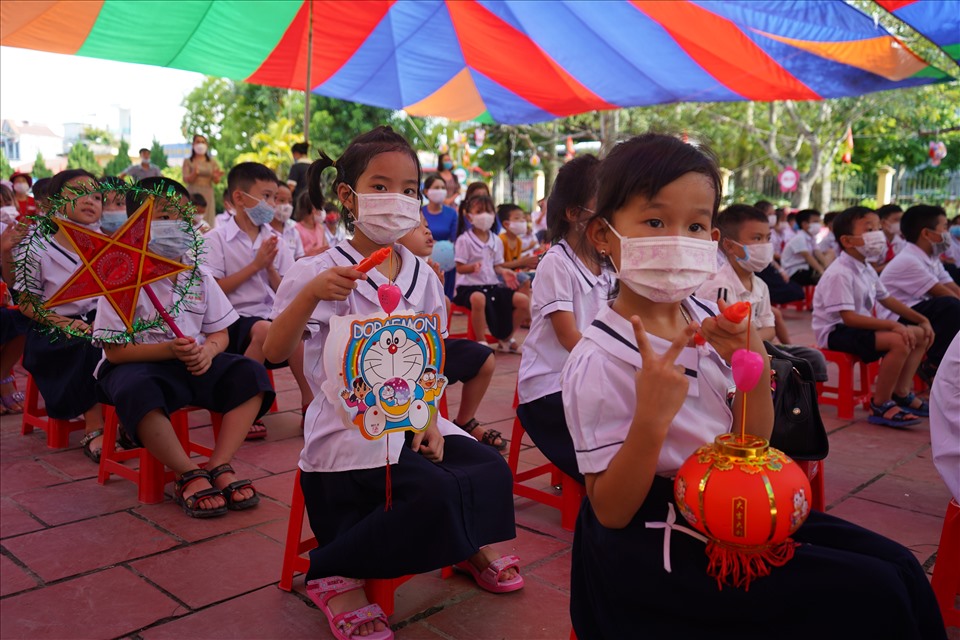 Trường tiểu học An Hoà có 1.300 học sinh, trong đó hơn 40% là con công nhân lao động các khu công nghiệp trên địa bàn Hải Phòng. Ảnh Mai Dung