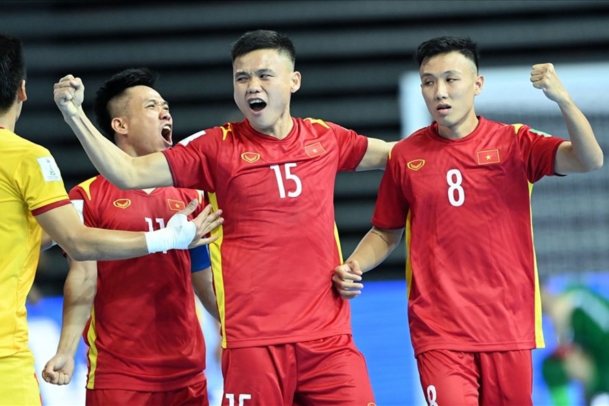 Tuyển futsal Việt Nam cần có điểm trước Cộng hoà Czech để “lách khe cửa hẹp” ở World Cup 2021. Ảnh: Quang Thắng