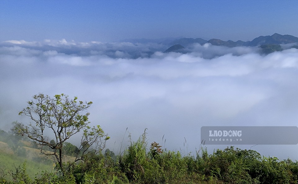 Đèo Pha Đin là khu vực có độ cao lớn nhất, hùng vĩ nhất và cũng là nơi có nhiều mây xuất hiện.