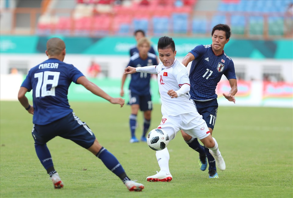 Tứ kết Asian Cup 2019, tuyển Việt Nam cũng nhận bàn thua tương tự sau khi tham khảo VAR, cũng vào thời điểm phút 54 trận đấu. Ảnh: Đ.Đ