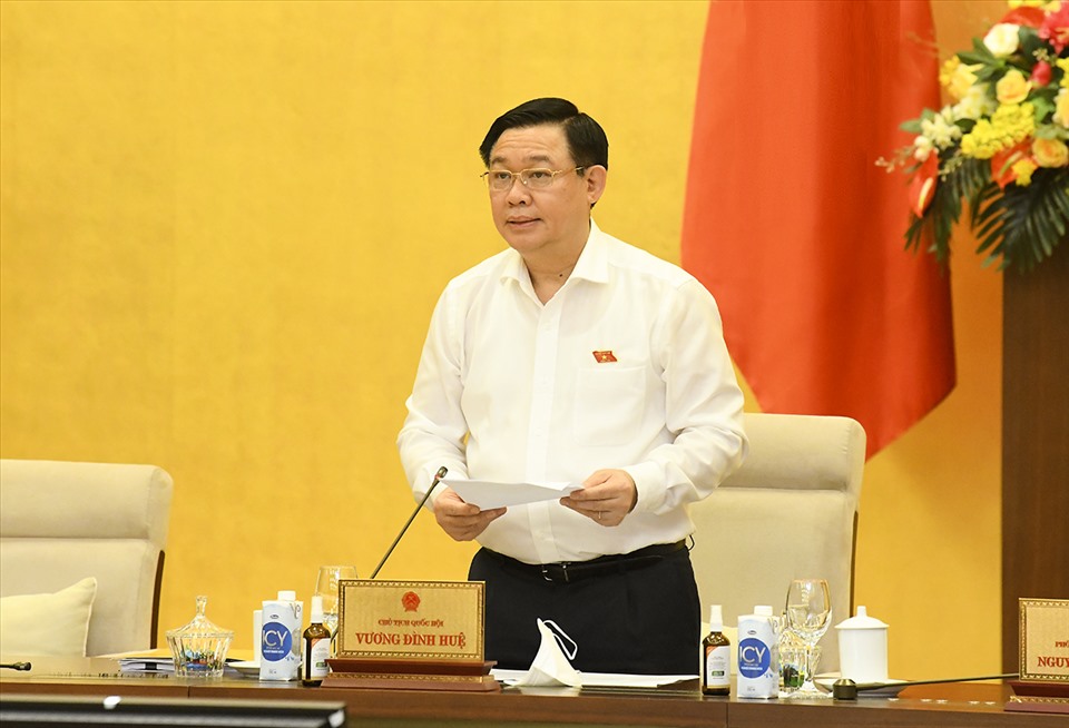 Chủ tịch Quốc hội Vương Đình Huệ phát biểu kết luận.